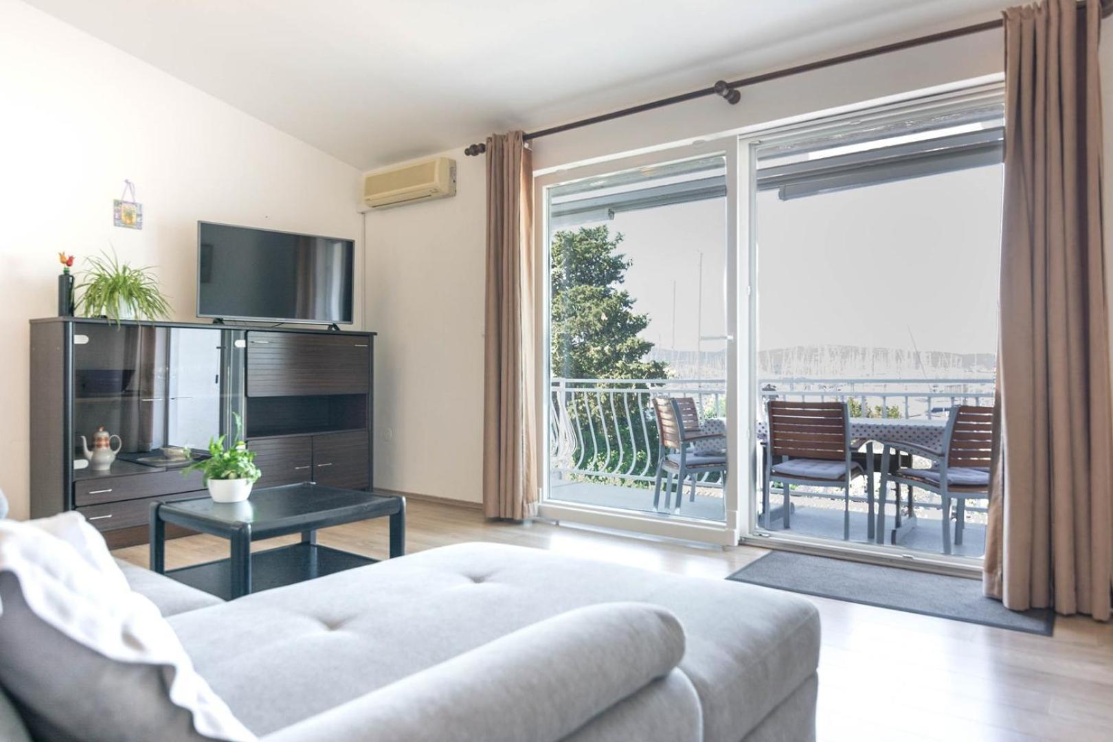 Apartment Rajna Биоград-на-Мору Экстерьер фото